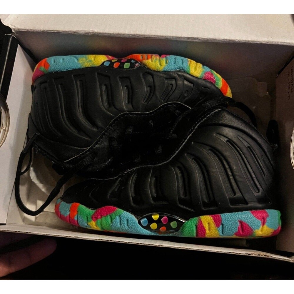 Nike Little Posite One Fruity Pebbles  Toddler Sneakers Size 6C 846079-001